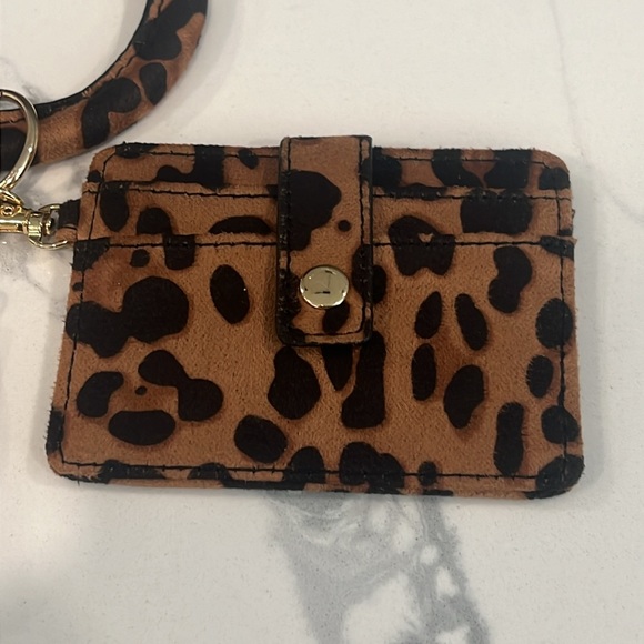 Cute. Key Ring & Card Holder. - Picture 8 of 16